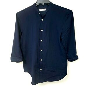 Zara Men's Dark Blue Button-Down Shirt